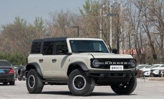 2024 New Ford Bronco 2.3T SUV