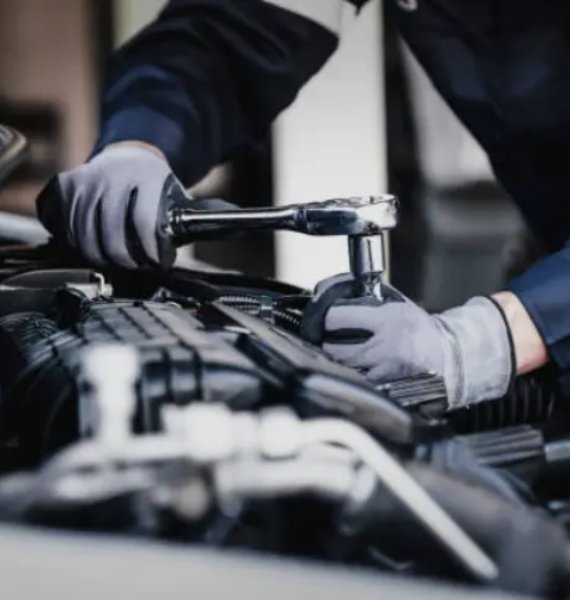 Evaluating Quality and Compatibility Considerations for Engine Spare Parts Selection?