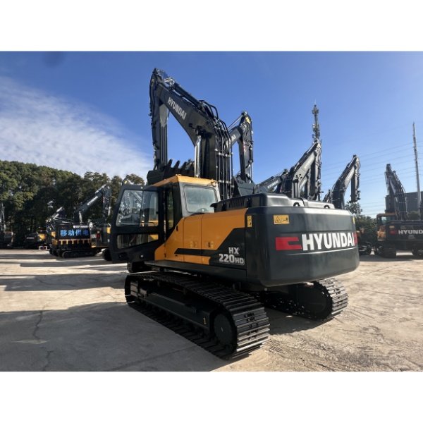 Hyundai 220HD  Excavator