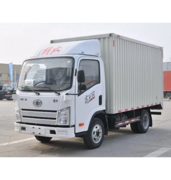 Box Trucks: Why They're Perfect for Urban Deliveries in 2025