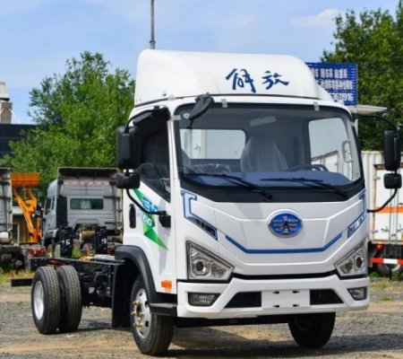 Worried About EV Truck Ra  nge And Charging? How Modern Chinese Models Deliver