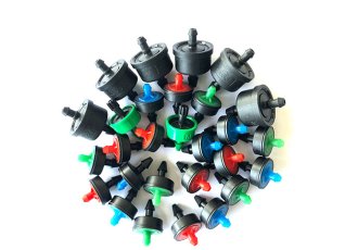 Pipelines and molds