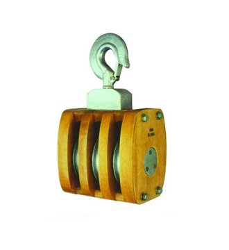 YJ136 JIS ship's wooden block triple with hook