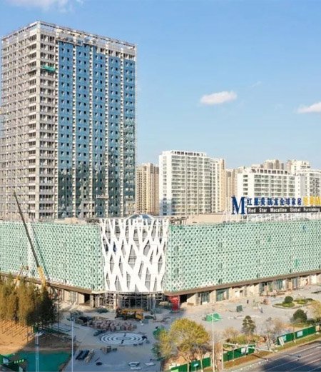 Shandong Road Red Star Macalline Commercial Building located in the main building