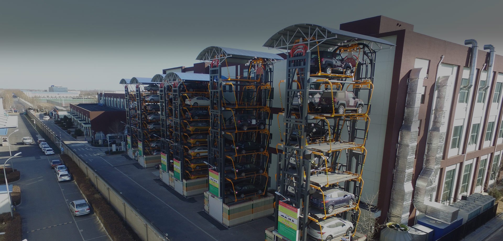 Nuestra misión es traer al mundo los productos de estacionamiento más innovadores y excelentes.  