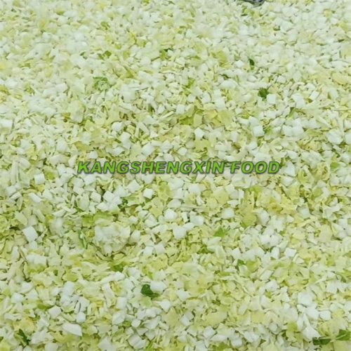 Замороженная китайская капуста, нарезанная кубиками