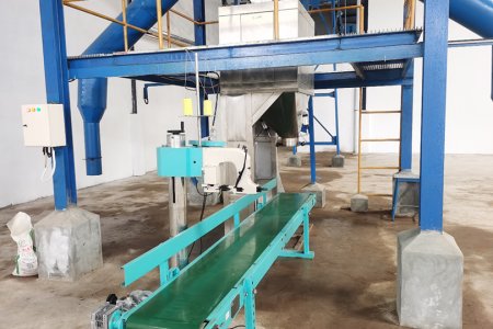 The Versatility of Packing Machines in NPK Production Lines