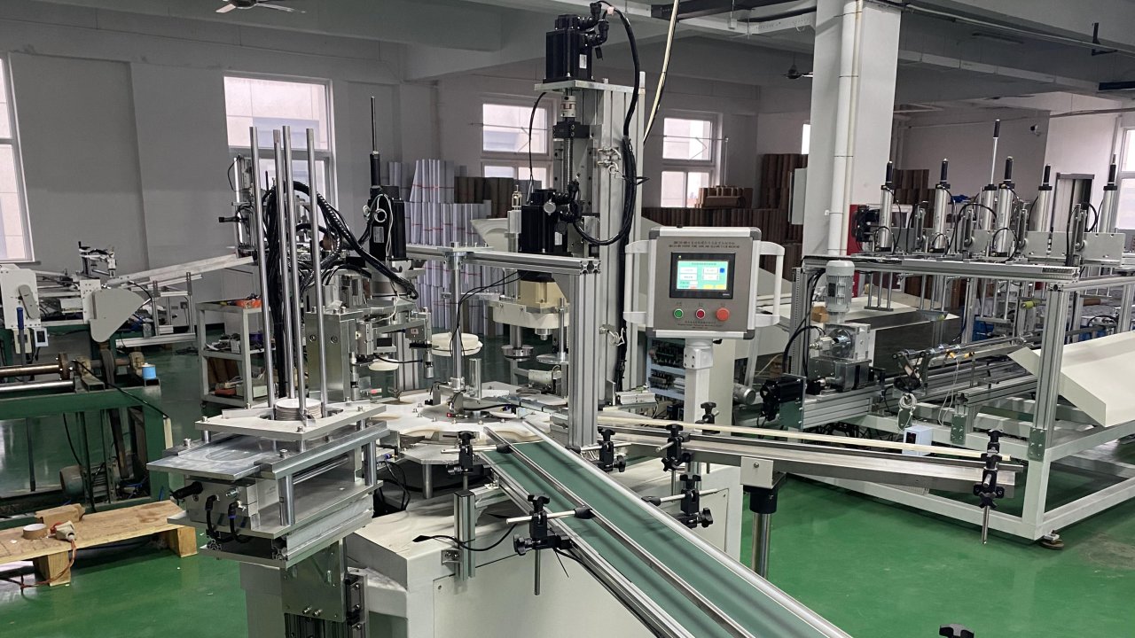 Automatic paper tube labeling machine, innovative labeling technology, leading the era of high efficiency