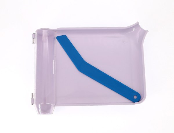 Pill Counter Tray with spatulas