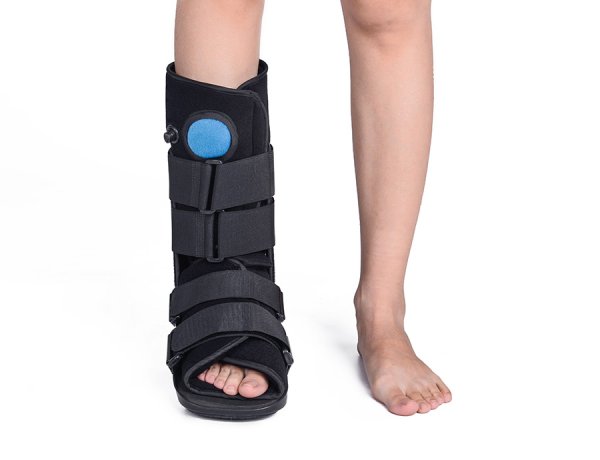 Pneumatic Ankle Orthopedic Device/ Walker brace boot with Air Cushion