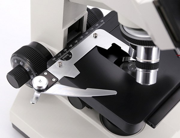 Microscope