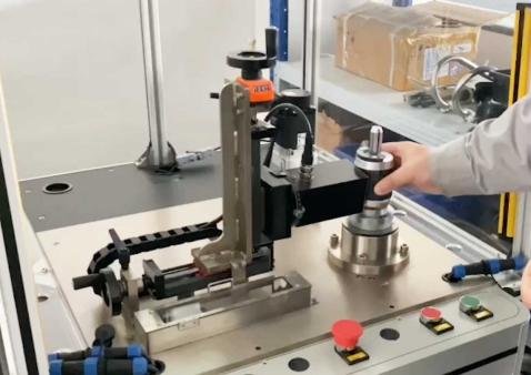 The tooling of rotor tester