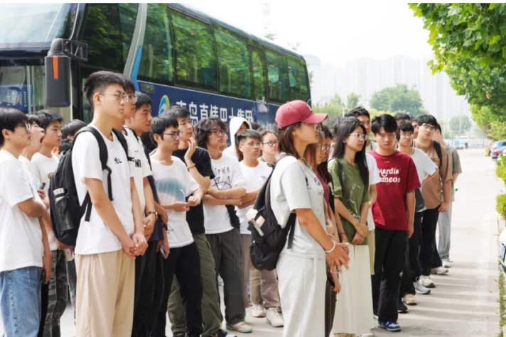 Teachers and students from China University of Petroleum (East China) visited AIP to jointly promote the deep integration of industry, academia and research