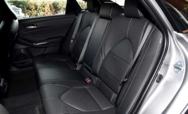 _0003_480x360_0_q95_c42_autohomecar__ChsEnl25nL-ABV_aAAlqY_Ff9SA519