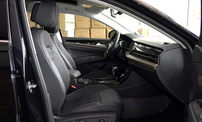 _0005_480x360_0_q95_c42_autohomecar__ChsEe11MJq6ASl_cAAdXVl33g1M730