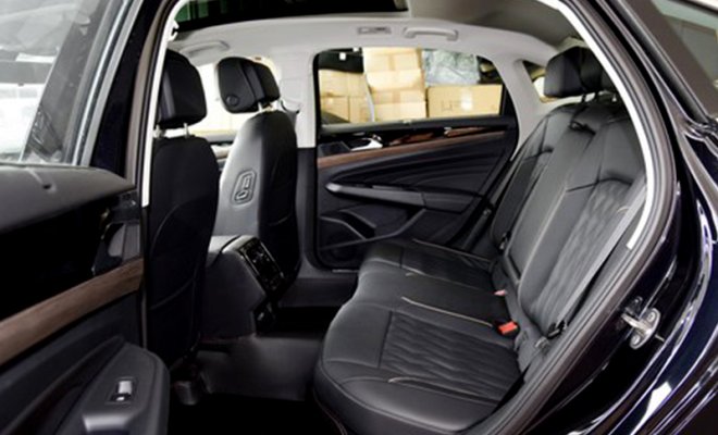 _0006_480x360_0_q95_c42_autohomecar__ChcCSV1MJsOAPqiAAAgq4G-q4_w042