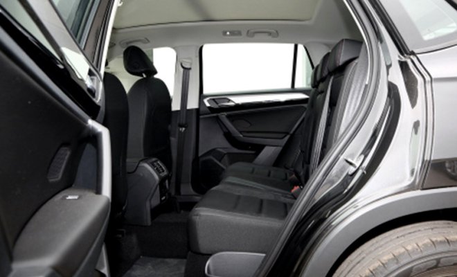 _0007_480x360_0_q95_c42_autohomecar__ChsEj167lsCATnQ-AAdrD6PPRxI266