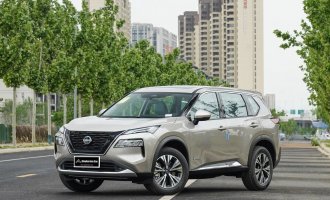 Nissan-X-Trail e-POWER Super Hybrid Dual Motor 4wd Supreme Edition