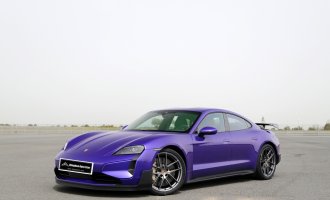 Porsche -Taycan 2024&Porsche Cayenne 2025 