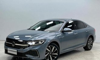 Volkswagen Passat  2022 330TSI Premium