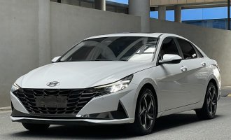 Hyundai Elantra 2021 1.5L CVT LUX Premium Edition National VI 