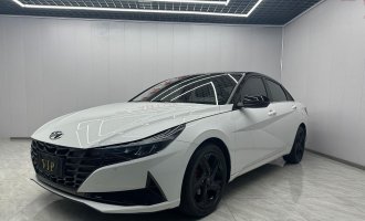 Hyundai Elantra 2021 1.5L CVT LUX Premium