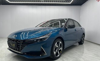 Hyundai Elantra 2021 1.5L CVT LUX Premium