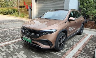 Mercedes-Benz EQA 2022 EQA 300 4MATIC Premiere Special Edition 