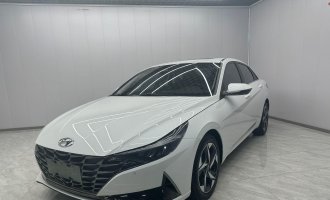 Hyundai Elantra 2021 1.5L CVT LUX Premium 