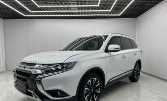 Mitsubishi Outlander 2020 2.4L 4WD Zhixiang Edition 5-мясцовы