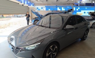 Hyundai Elantra 2021 1.5L CVTLUX Premium Edition 