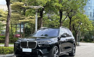  BMW  X7 2023 xDrive40i Premium M Sport Package 