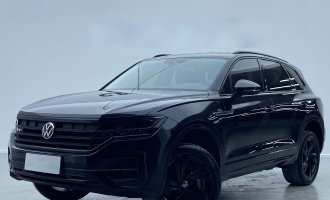 Volkswagen Touareg  2021 3.0TSI Sharp Edition Obsidian Black Sport Package 
