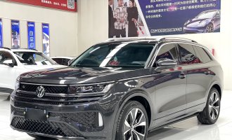 2023 Volkswagen Tavendor 380TSI with all-wheel drive R-Line, first version