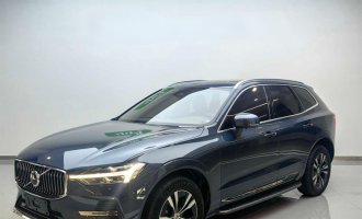 2022 Volvo XC60 Model B5 All-Wheel Drive Smart Luxury Edition