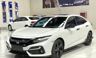 2021 Honda Civic Hatchback 220TURBO CVT  Trendy and stylish  