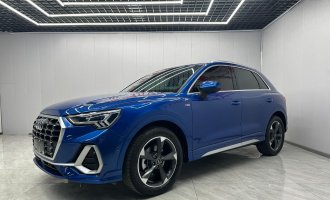 Audi Q3  2021 года  35 TFSI Sportline