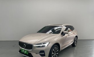  Volvo XC60  2023 года  B5 AWD Inscription Luxury Edition