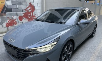 Hyundai Elantra 2022 Модель 1,5 л CVT LUX Premium Edition