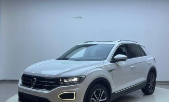 Volkswagen T-ROC  2021 года  280TSI DSG Передний привод Comfort Connect Edition
