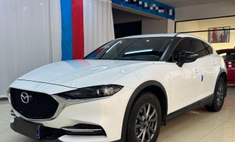 Mazda CX-4 2021 года  2,0 л  Автоматическая коробка передач  Передний привод  Skyactiv Dynamic Edition