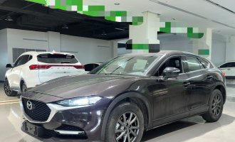 2021 Mazda CX-4  2.0L  Automatic transmission, front-wheel drive Skyactiv-Explorer Edition