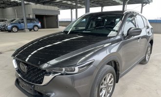 Mazda CX-5, 2022 model year, 2.0-litre, automatic transmission, front-wheel drive, ‘Smart Elegance’ trim