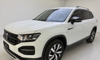 2022 Volkswagen TAYRON 280TSI, front-wheel drive, ‘Luxury Smart Connect’ trim
