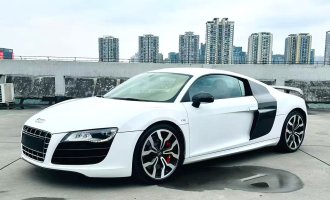 Audi R8 (Imported) 2012 R8 Coupé 5.2 FSI Sequential Gearbox Quattro Limited Edition Manual Transmission