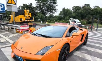 Lamborghini Gallardo (Imported) 2010 LP550-2 5.2 Sequential Manual Transmission