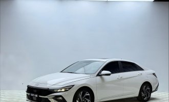 Hyundai Elantra, white, 2023 model year, 1.5-litre, CVT, GLX Elite trim