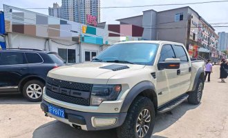 Ford Raptor (Import) 2011 model F-150 SVT Raptor SuperCab 6.2 Automatic Transmission
