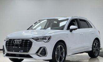 Audi Q3 2022, white color, 35 TFSI, stylish and dynamic (360-degree panoramic view + seat heating)  