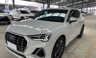 Audi Q3, white color, 2022 model year, 35 TFSI, stylish and dynamic variant 